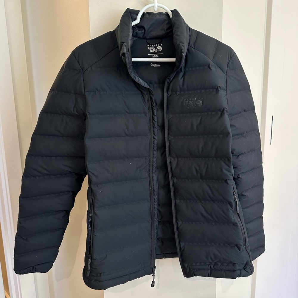 Black mountain hardware puffer jacket